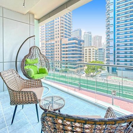 דובאי Bnbmehomes - Sit Back & Enjoy Seeing The Luxury Yachts Drive By - B67 מראה חיצוני תמונה